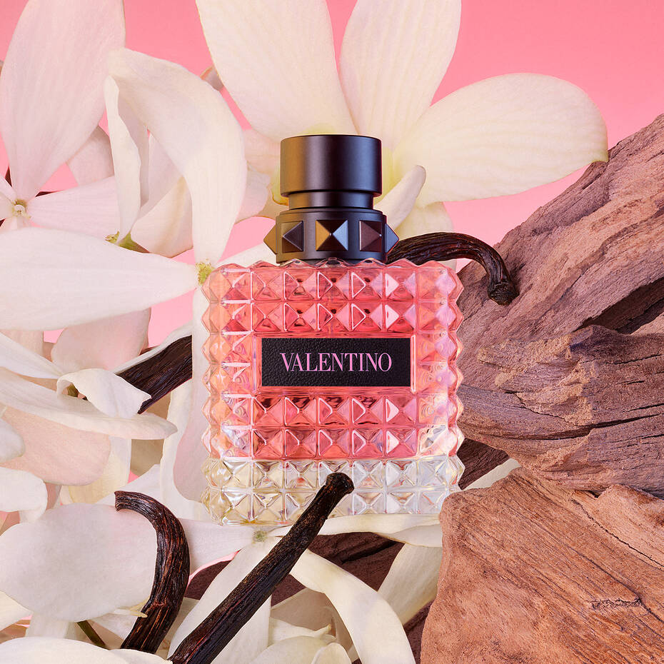 Valentino Donna Born In Roma